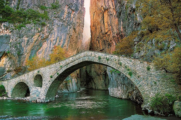 Grevena portitsa bridge