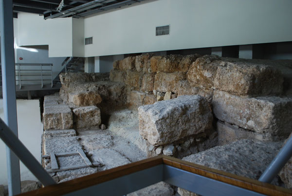 islamic art museum interior06, αρχαίο τείχος της Αθήνας