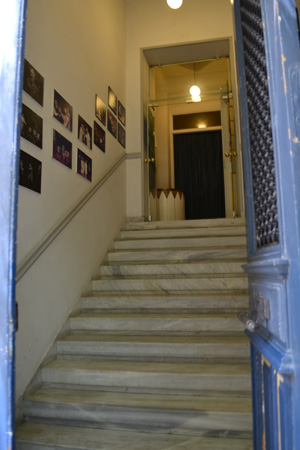 theatre exarcheia03, είσοδος του φουαγιέ theatre exarcheia03, είσοδος του φουαγιέ