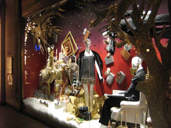 Χριστουγεννιάτικη βιτρίνα στο κατάστημα Holt Renfrew στο Μόντρεαλ