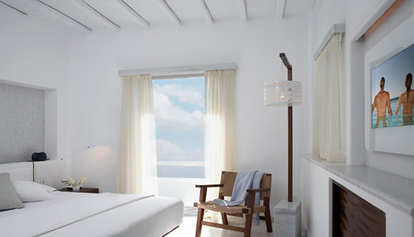 Mirror Tv:The Belvedere Hotel, Mykonos, Greece