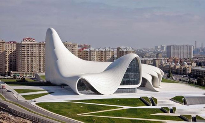 excursion in heydar aliyev center